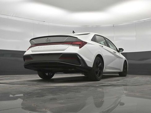 New 2026 Hyundai Elantra SEL Sport FWD image 41