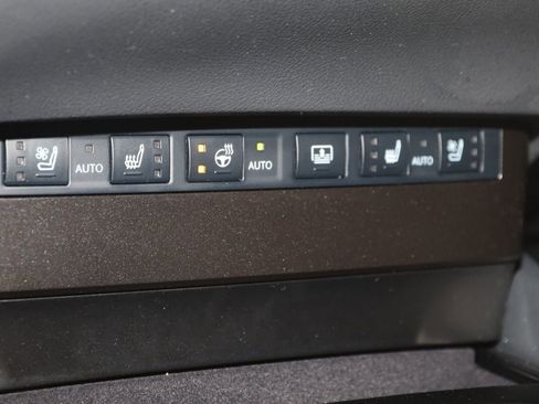 Used 2024 Lexus ES 300h F Sport w/ Accessory Package (Z2) image 8