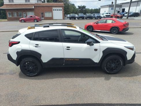 Certified 2024 Subaru Crosstrek 2.5i Wilderness w/ Crosstrek Mirror Package AWD/4WD image 4