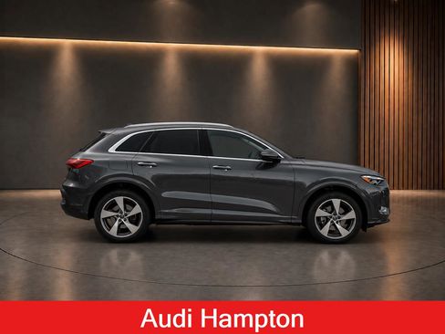 Used 2025 Audi Q5 Premium w/ Premium Plus AWD/4WD image 4