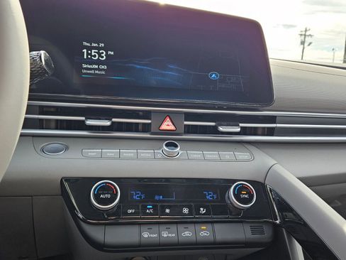 New 2026 Hyundai Elantra Sport FWD image 18