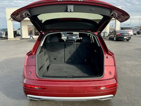 Used 2018 Audi Q5 2.0T Premium Plus w/ Premium Plus Package image 17