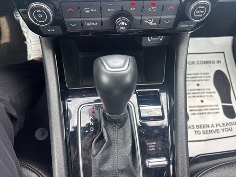 Used 2025 Jeep Compass Limited AWD/4WD image 5