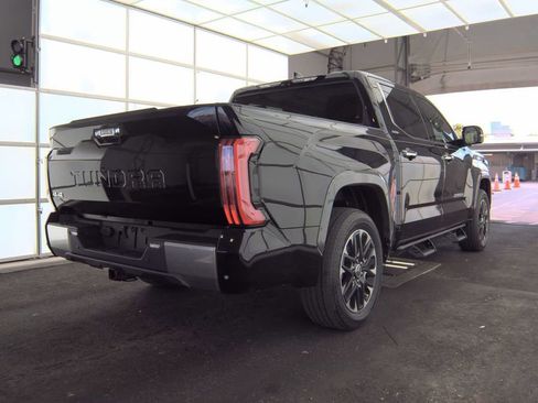 Used 2023 Toyota Tundra Limited AWD/4WD image 6
