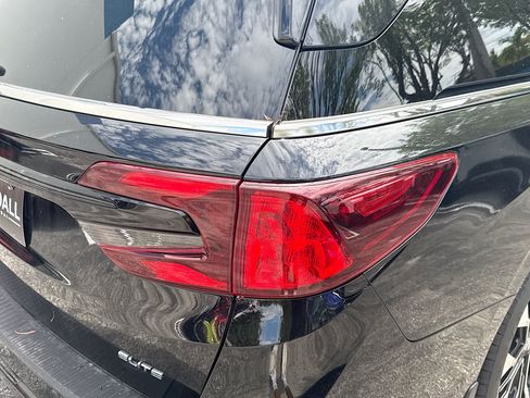 Used 2025 Honda Odyssey Elite image 29