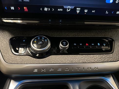 New 2025 Ford Expedition Tremor image 33