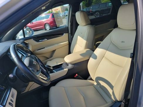Certified 2019 Cadillac XT5 AWD image 18