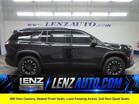 Used 2024 Chevrolet Traverse Z71 w/ LPO, Floor Liner Package AWD/4WD image 1