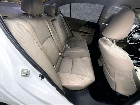 Used 2017 Honda Accord LX image 23