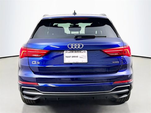 New 2025 Audi Q3 2.0T Premium image 6