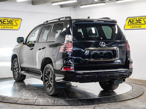 Used 2023 Lexus GX 460 w/ Black Line Special Edition AWD/4WD image 2