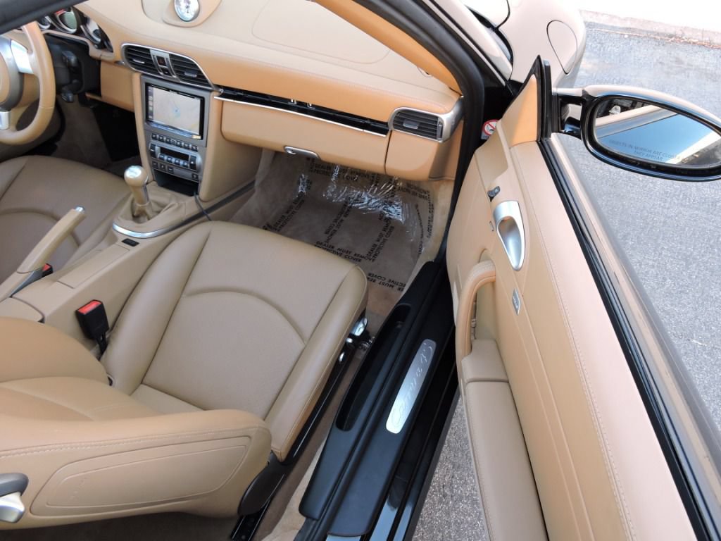 Used 2006 Porsche 911 Carrera 4S AWD/4WD image 27