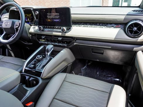 Used 2023 Chevrolet Colorado ZR2 w/ Desert Boss Special Edition image 24