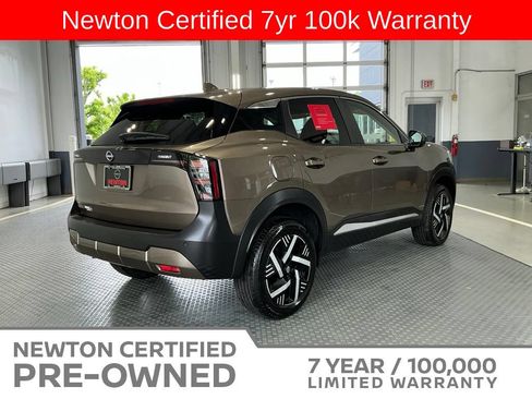Used 2025 Nissan Kicks SV FWD image 21