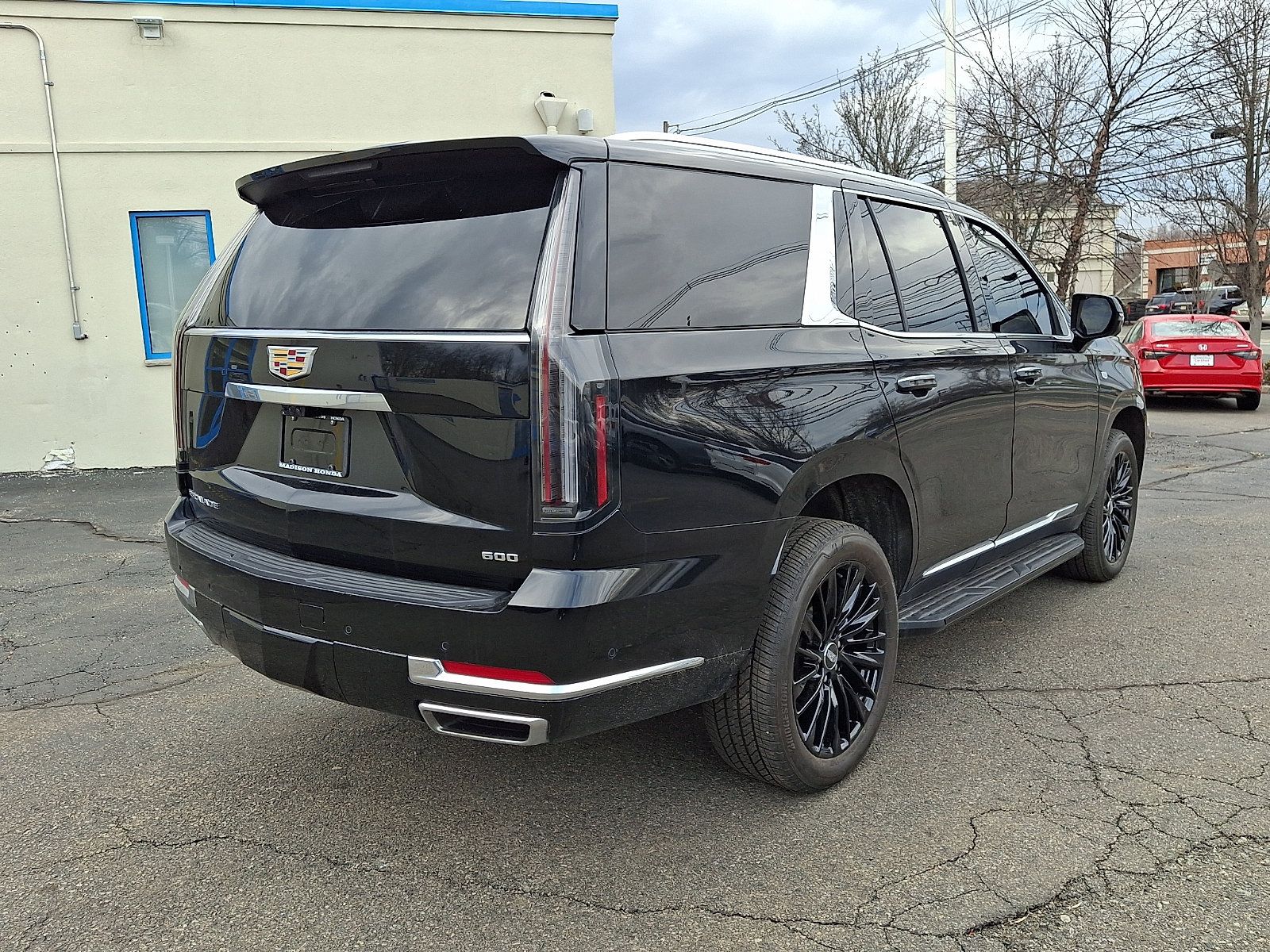Used 2025 Cadillac Escalade Premium Luxury AWD/4WD image 7