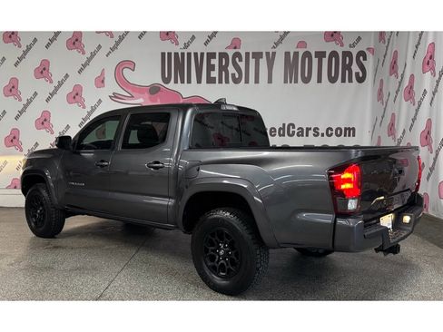 Used 2022 Toyota Tacoma SR5 image 12