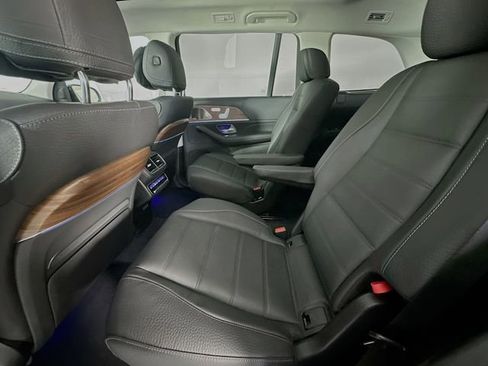 New 2026 Mercedes-Benz GLS 450 4MATIC image 25