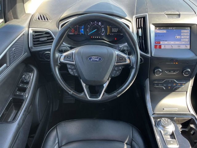 Used 2019 Ford Edge SEL w/ Equipment Group 201A AWD/4WD image 17