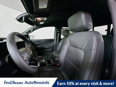 New 2025 GMC Canyon Elevation w/ Convenience Package image 13