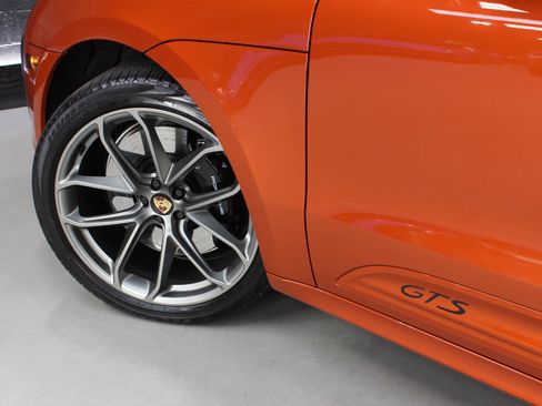 Used 2023 Porsche Macan GTS w/ Premium Package Plus image 17