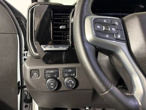 Used 2023 Chevrolet Silverado 1500 LT AWD/4WD image 14