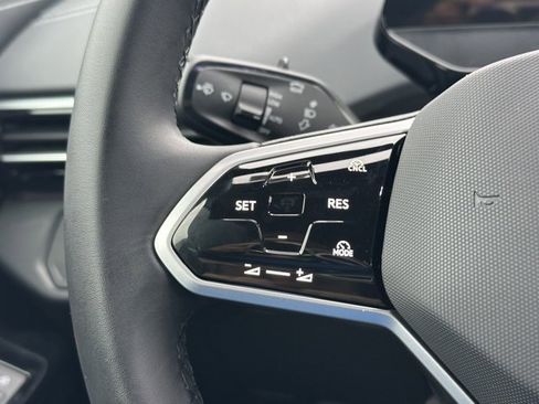 New 2025 Volkswagen ID.4 Pro image 38