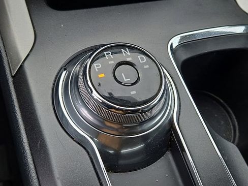 Used 2017 Ford Fusion Energi SE image 17