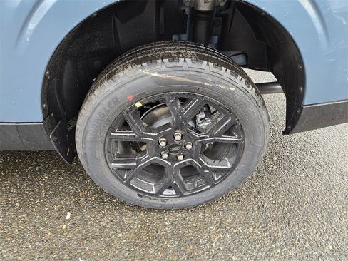 New 2026 Ford Maverick Lariat w/ Black Appearance Package image 9