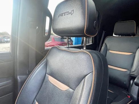 Used 2023 GMC Yukon AT4 w/ Max Trailering Package image 15
