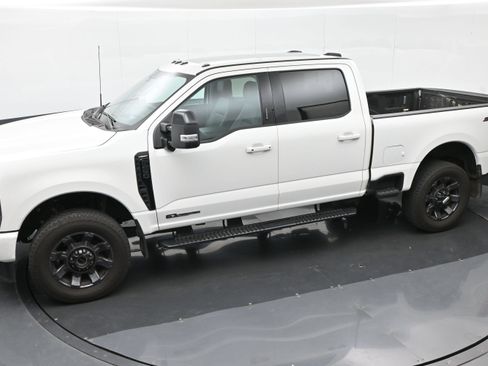 Used 2024 Ford F250 Lariat w/ Lariat Ultimate Package AWD/4WD image 30