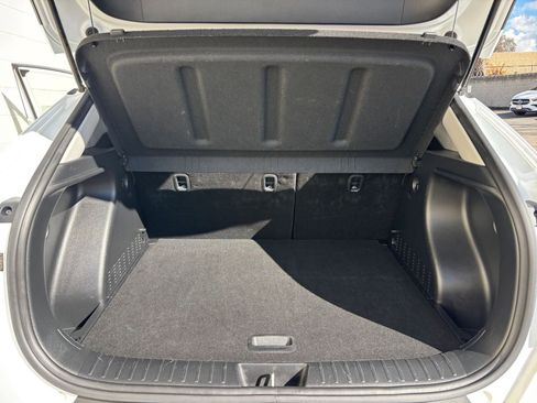 Used 2025 Hyundai Kona SEL image 31