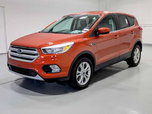 Used 2019 Ford Escape SE AWD/4WD image 1