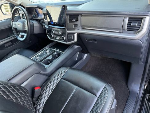 Used 2023 Ford Expedition XL AWD/4WD image 18