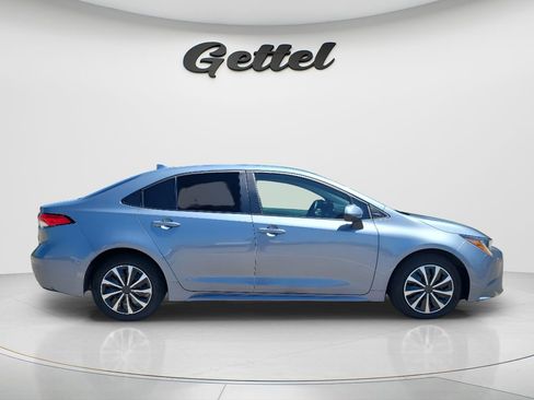 Used 2025 Toyota Corolla LE FWD image 3