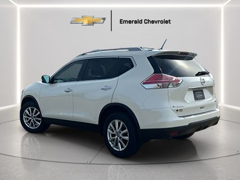 Used 2016 Nissan Rogue SV AWD/4WD image 4