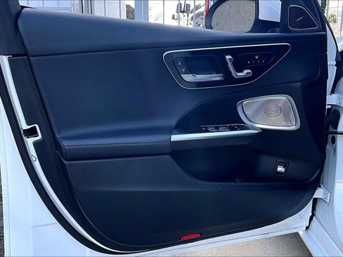 Used 2024 Mercedes-Benz C 300 Sedan image 21