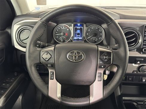 Used 2022 Toyota Tacoma SR5 image 23