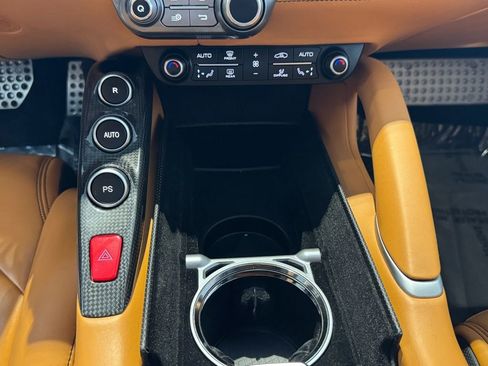 Used 2018 Ferrari GTC4Lusso T image 46