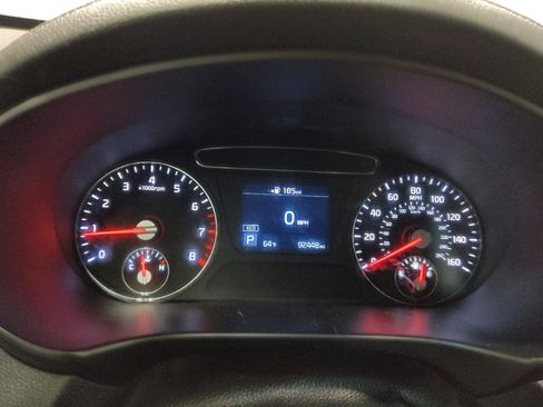 Used 2020 Kia Sorento LX FWD image 23