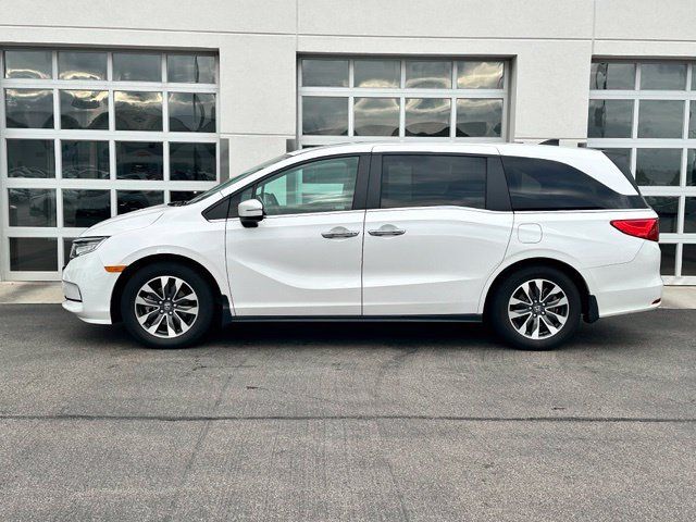 Used 2024 Honda Odyssey EX-L image 3