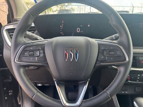 Used 2025 Buick Encore GX Preferred image 25