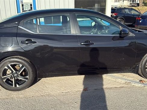 Used 2024 Nissan Sentra SV w/ All-Weather Package image 4