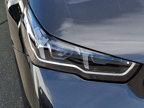 Used 2025 BMW i5 xDrive40 w/ Premium Package image 10