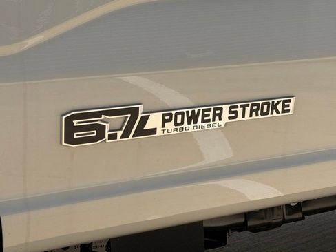 New 2026 Ford F250 XLT w/ FX4 Off-Road Package AWD/4WD image 8