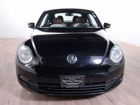 Used 2016 Volkswagen Beetle 1.8T Classic image 2