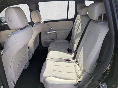 New 2026 Mercedes-Benz GLB 250 image 14
