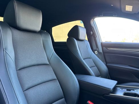 Used 2022 Honda Accord Sport image 30