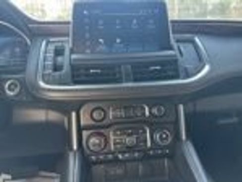 Used 2024 Chevrolet Tahoe Premier RWD image 17