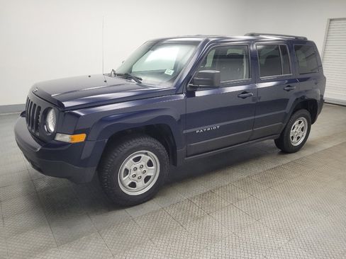 Used 2015 Jeep Patriot Sport w/ Power Value Group AWD/4WD image 2