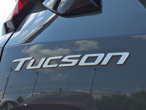 Certified 2025 Hyundai Tucson SEL AWD/4WD image 32